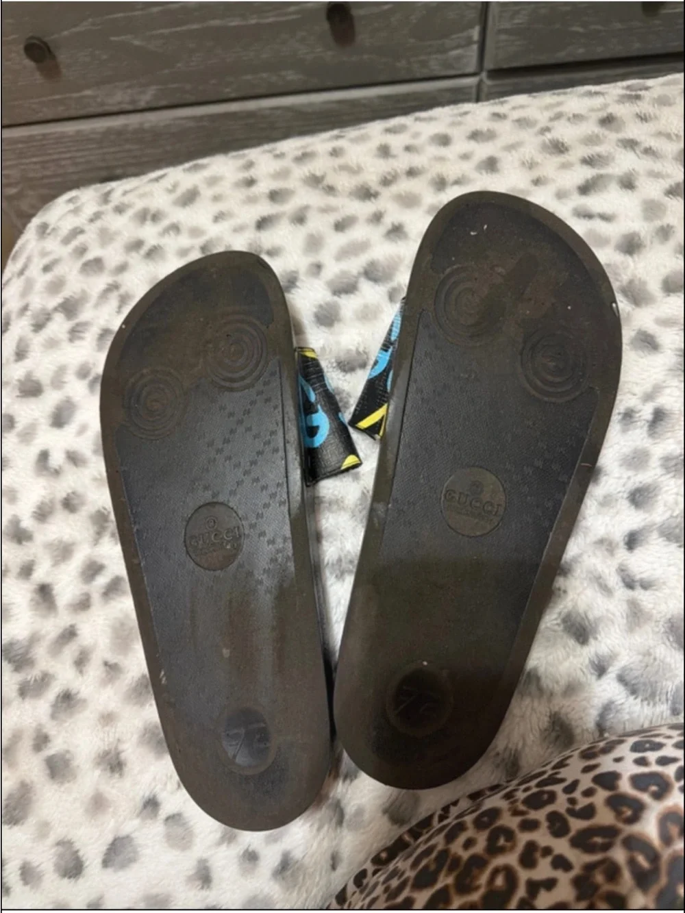 Men’s Black Slide Sandals with Yellow & Blue Star Print